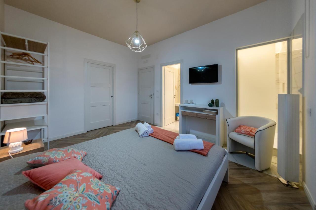 B&B Palazzo Arcieri 萨莱诺 外观 照片